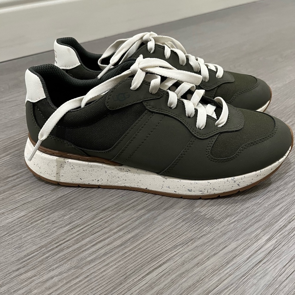Ugg sneakers